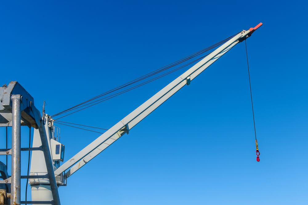 Brand Approved Deck Crane Expertise
